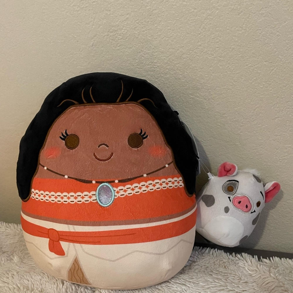 Moana and Pua Squishmallows